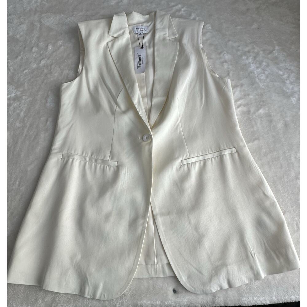 Terea By Andrea Pitter Ivory Sleeveless Blazer Lined Button Pockets Large NWT